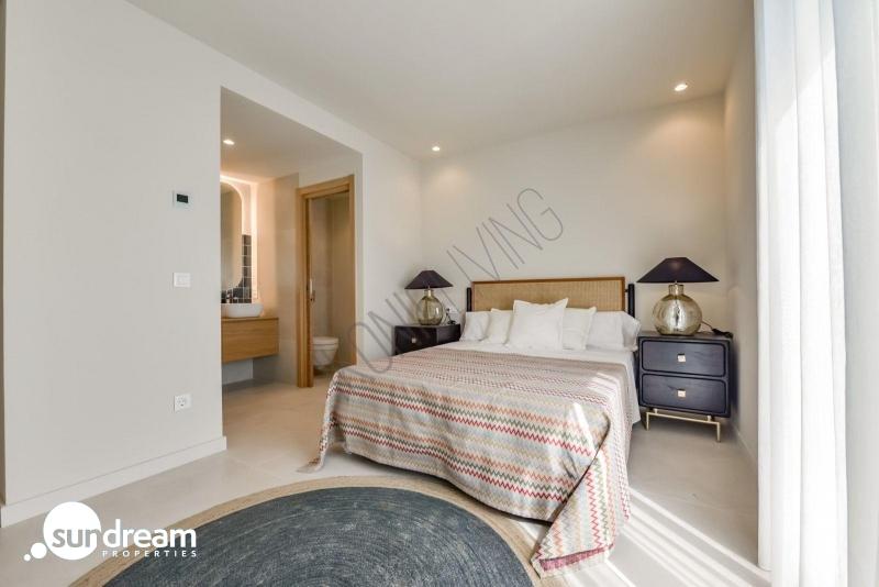 g_42653-13-14 Villa en venta obra nueva con piscina en Finestrat