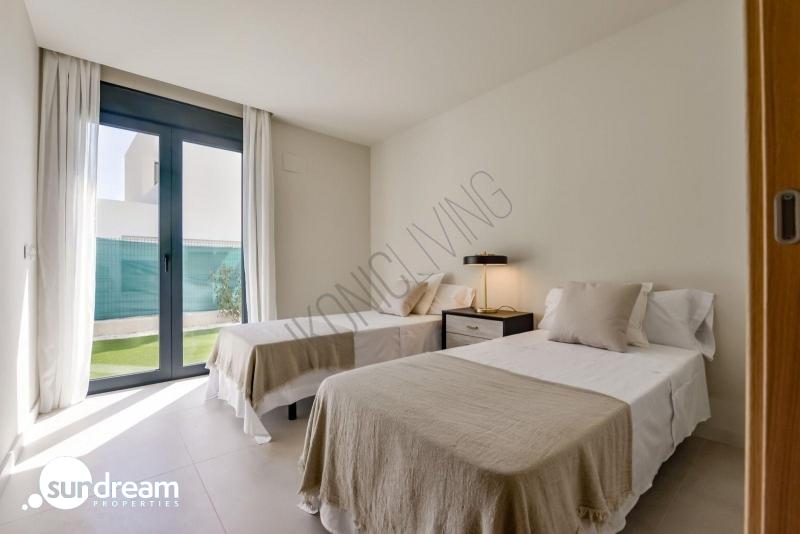 g_42653-13-24 Villa en venta obra nueva con piscina en Finestrat