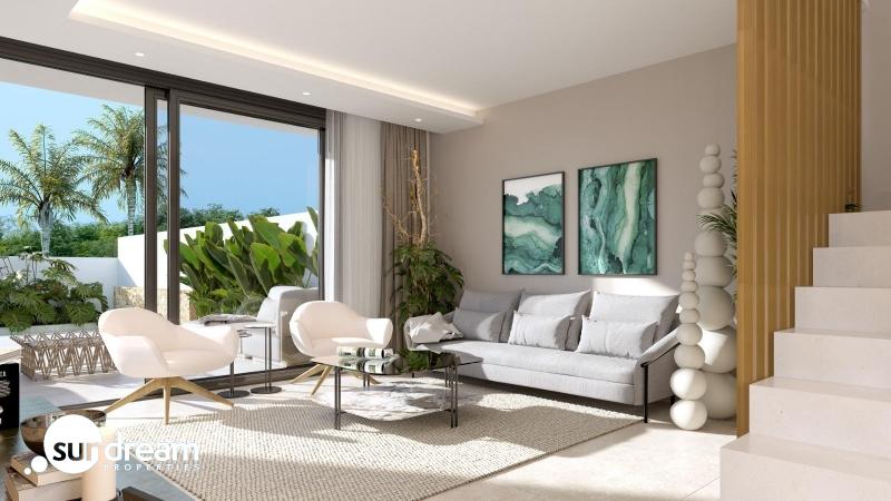 Fantástica villa adosada con 3 dormitorios y piscina privada en Orihuela Costa