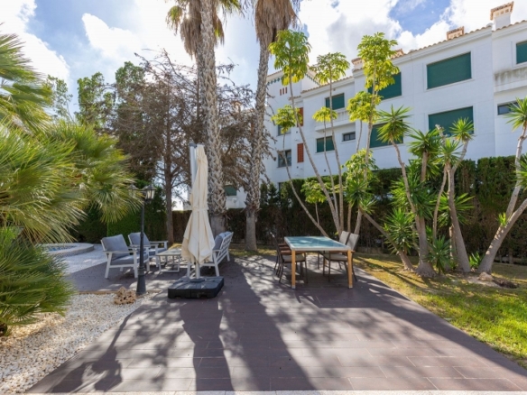 Villa en Orihuela Costa