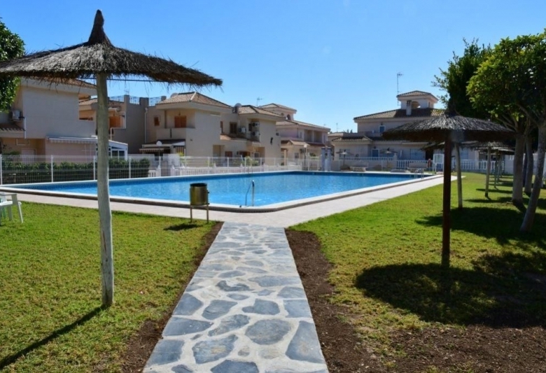 Planta baja en Orihuela Costa