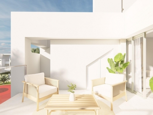 Apartamento de nueva construcción con 2 dormitorios en La Serena Golf a 300m. de la playa.