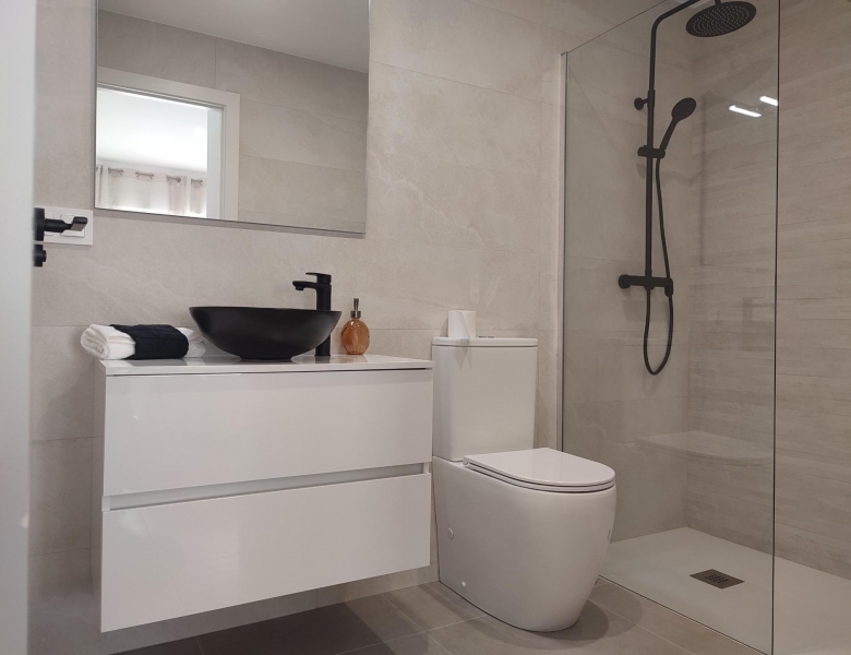 Villa de una sola planta con 3 dormitorios con piscina privada a la venta en Balsicas(Murcia)