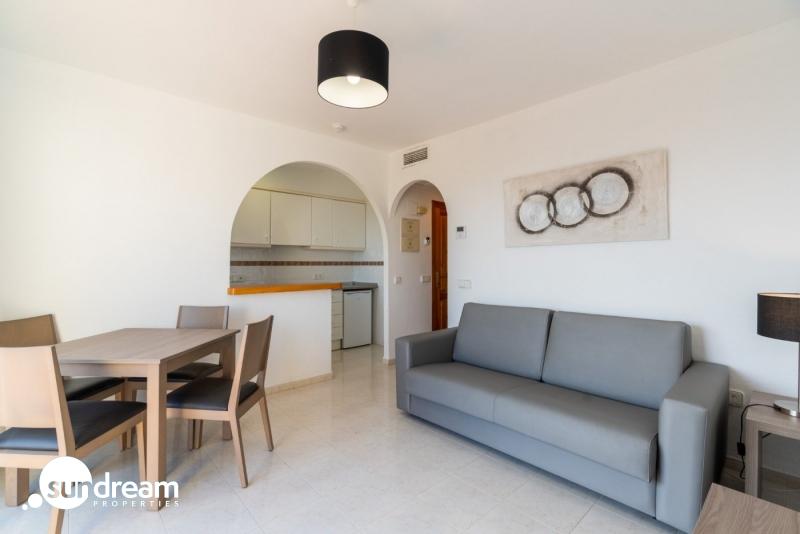 g_43039-4-10 Apartamento de planta alta con 2 dormitorios a la venta en Calpe