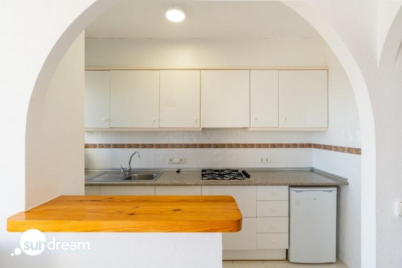 g_43039-4-8 Apartamento de planta alta con 2 dormitorios a la venta en Calpe