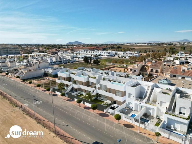 g_43040-10-16 Bungalow de planta baja con 2 dormitorios y piscina privada a la venta en San Pedro del Pinatar
