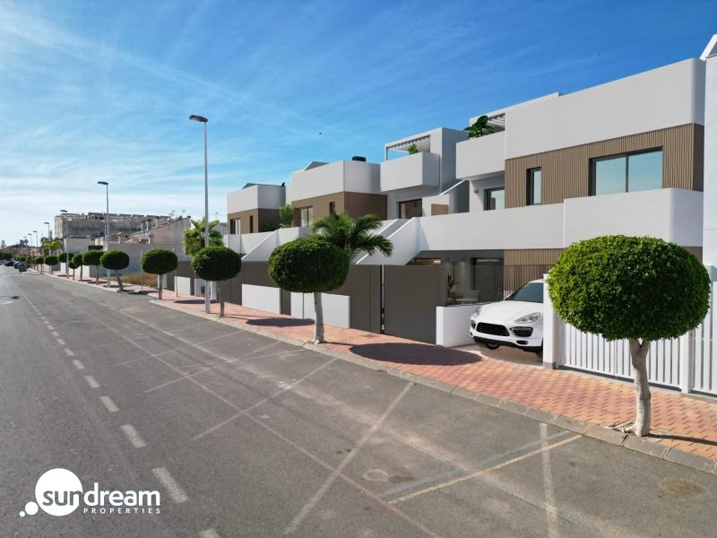 g_43040-10-18 Bungalow de planta baja con 2 dormitorios y piscina privada a la venta en San Pedro del Pinatar