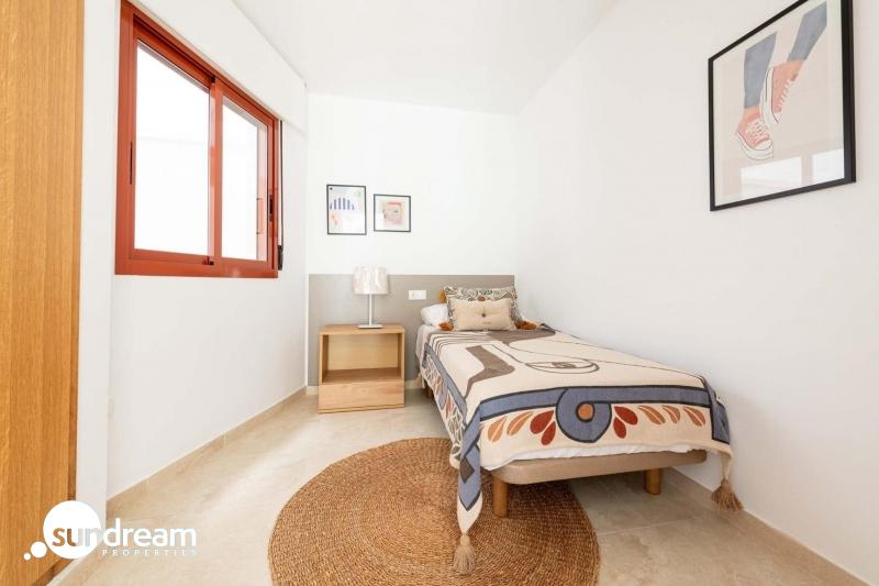 g_43050-15-21 Apartamento moderno de 3 dormitorios a la venta en Avileses(Murcia)