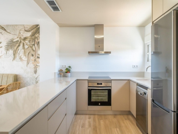 Adosado de 2 dormitorios con jardín y solarium privado en Vistabella Golf(Orihuela)
