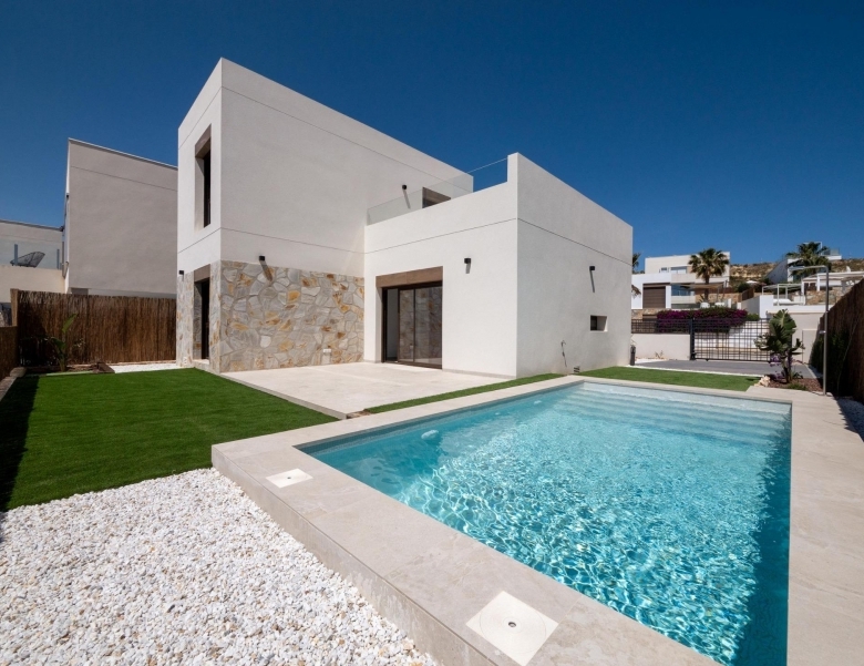 Exclusiva villa con 3 dormitorios y piscina privada en La Finca Golf & Spa Resort de Algorfa