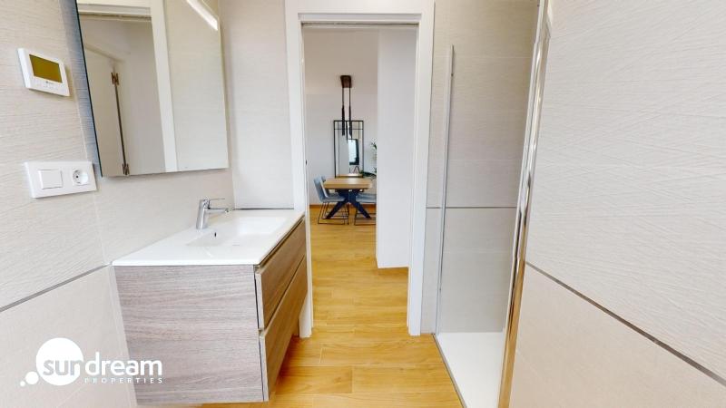 Bungalow de planta baja con 2 dormitorios y 2 amplias terrazas en Los Balcones(Torrevieja)