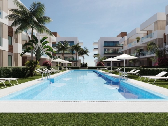 Apartamento de planta baja con 3 dormitorios y jardín privado en San Pedro del Pinatar