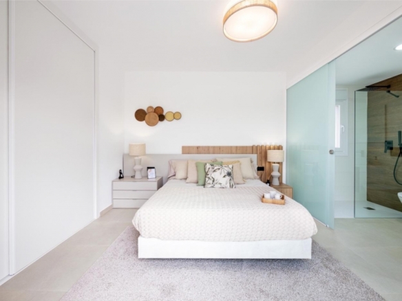 Villa de dos plantas con 3 dormitorios con vistas panorámicas en venta en Balcón de Finestrat