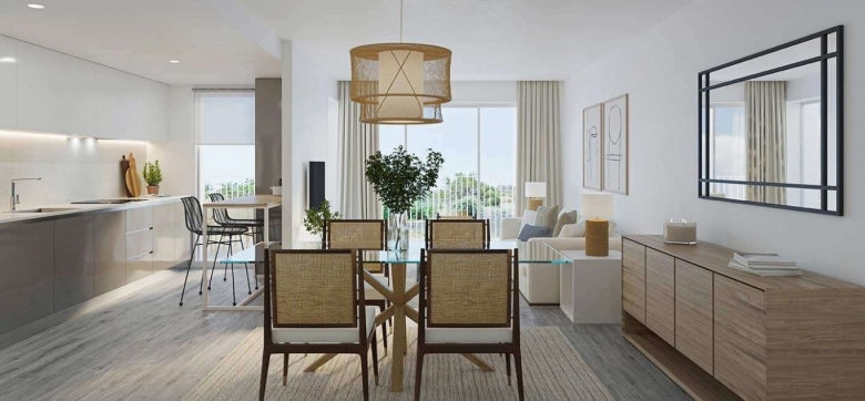 Apartamento de 3 dormitorios a 5 minutos de la playa, el puerto y el centro en venta en Jávea