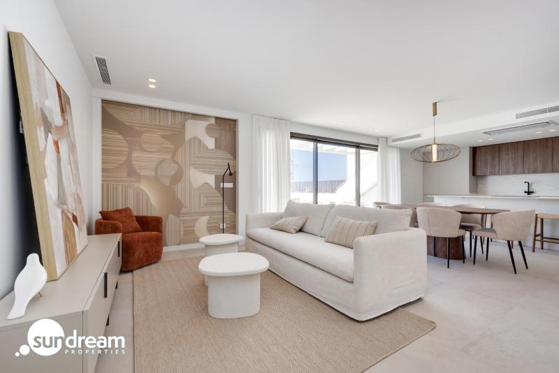 Villa adosada de 3 dormitorios con piscina privada y vistas al mar en venta en Mutxamel(Alicante)