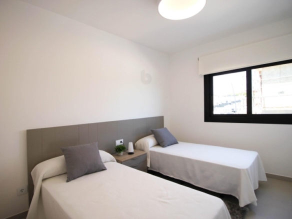 LO ROMERO GOLF, MAGNÍFICOS APARTAMENTOS EN PRIMERA LÍNEA 3 DORMITORIOS 2 BAÑOS
