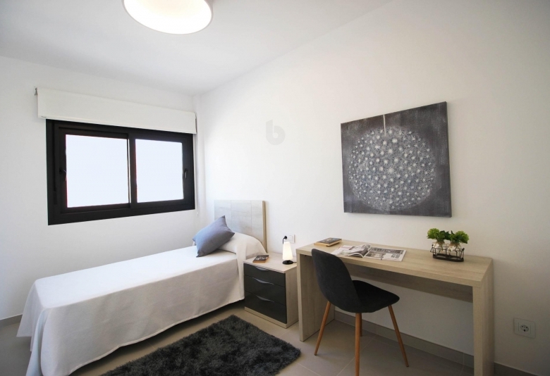 LO ROMERO GOLF, MAGNÍFICOS APARTAMENTOS EN PRIMERA LÍNEA 3 DORMITORIOS 2 BAÑOS