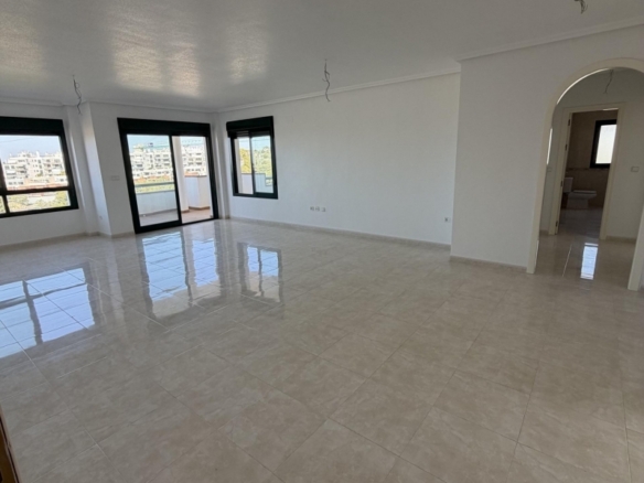 Apartamento de 2 dormitorios Llave en Mano en Venta en Lomas de Campoamor, Orihuela Costa
