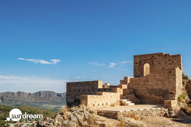 g_43188-6-17 Villa de lujo de nueva construcción de 3 dormitorios con vistas al mar y a la montaña – Pedreguer(Alicante)