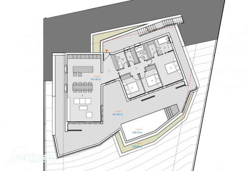 Exclusiva villa de una planta con 3 dormitorios y  piscina privada en parcela de 1.000 m2 en Pedreguer(Alicante)