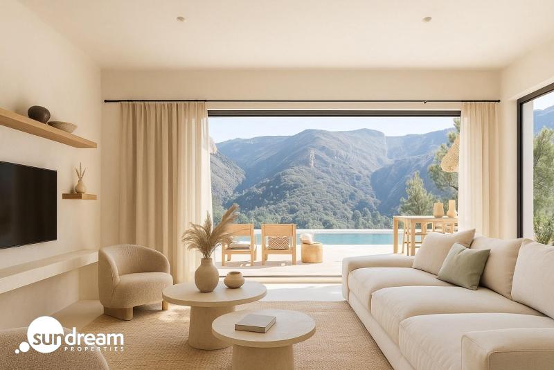 Villa de 3 dormitorios con piscina privada y vistas abiertas a la montaña en Pedreguer(Alicante)