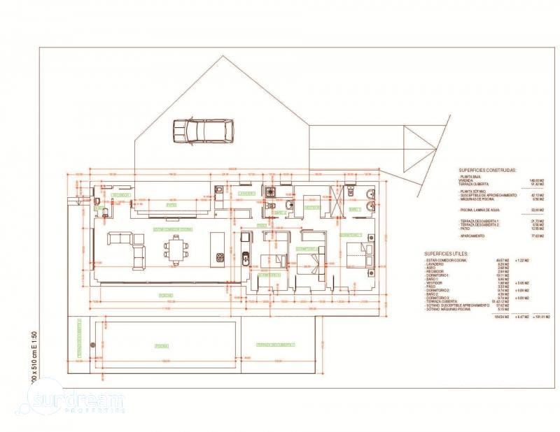 Villa de 3 dormitorios con piscina privada y vistas abiertas a la montaña en Pedreguer(Alicante)