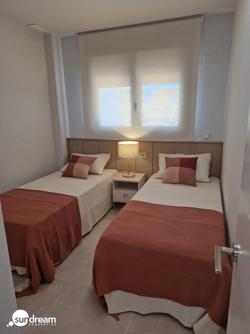 g_38921-14-10 Ático en venta con piscina en playa l’Estanyo Denia