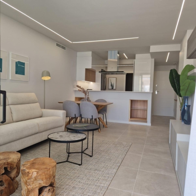 Ático en venta con piscina en playa l’Estanyo Denia