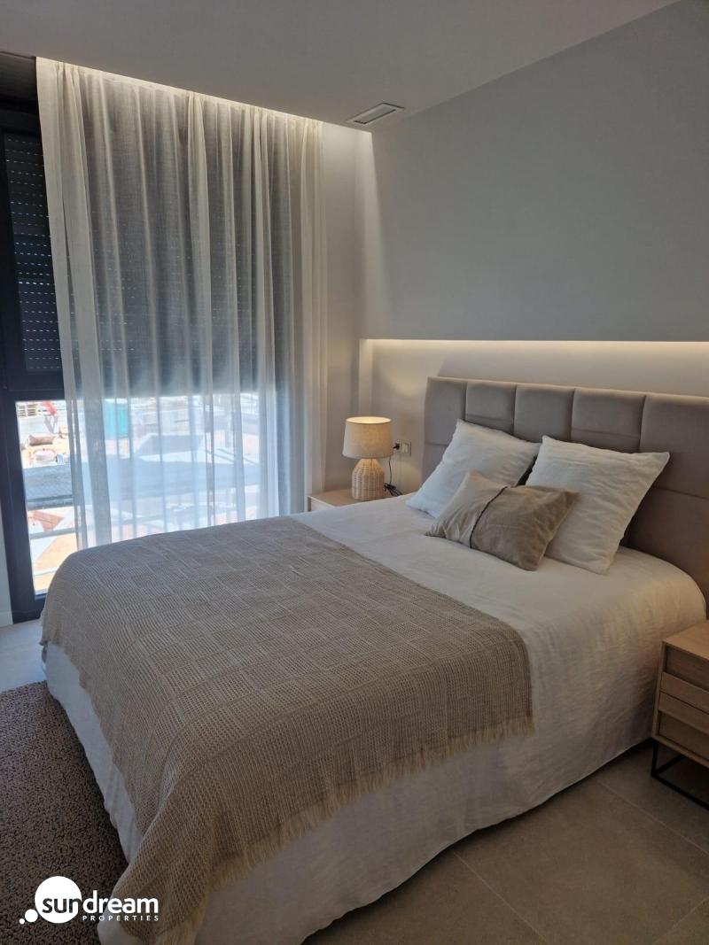 g_38921-14-6 Ático en venta con piscina en playa l’Estanyo Denia