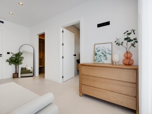 Villas de obra nueva en venta con piscina Torrevieja