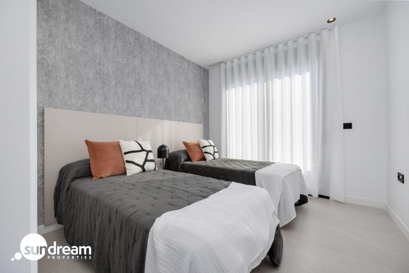 g_39380-14-21 Villas de obra nueva en venta con piscina Torrevieja