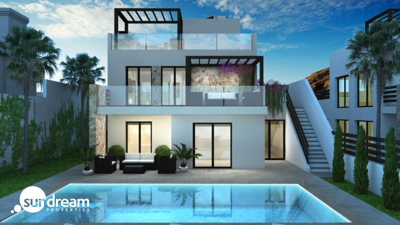 La Marquesa Golf – Villas en Primera Linea con 4 Dormitorios y 4 Baños.
