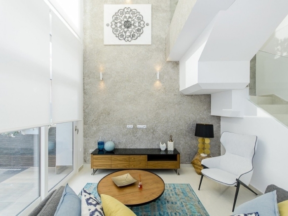VILLA DE OBRA NUEVA EN PLAYA HONDA(LA MANGA).