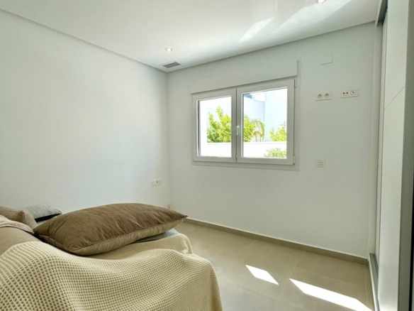 VILLA DE UNA PLANTA, TOTALMENTE PERSONALIZABLE EN CIUDAD QUESADA