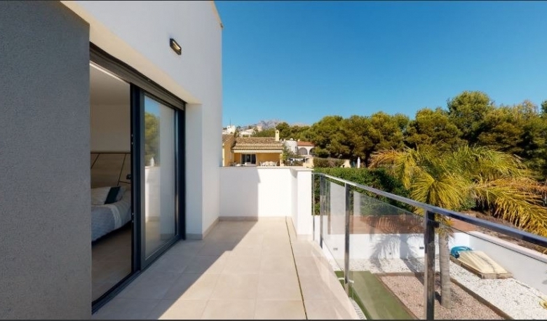 VILLAS DE OBRA NUEVA EN LA NUCIA