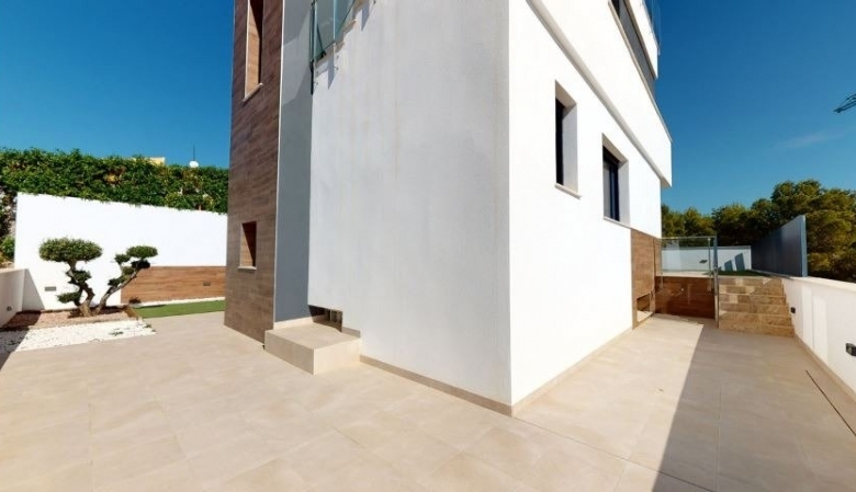 VILLAS DE OBRA NUEVA EN LA NUCIA