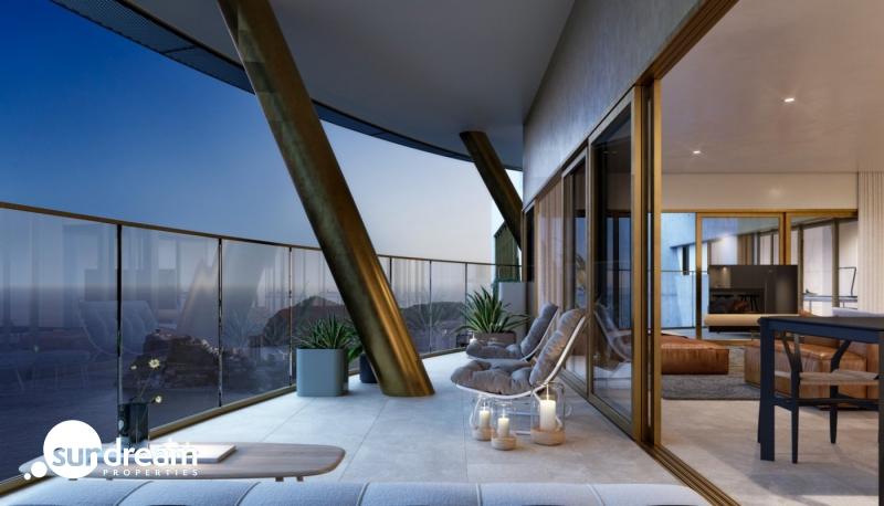 EXCLUSIVO APARTAMENTO EN RASCACIELOS ICONICO DE 3 DORMITORIOS CON VISTAS ESPECTACULARES(BENIDORM).
