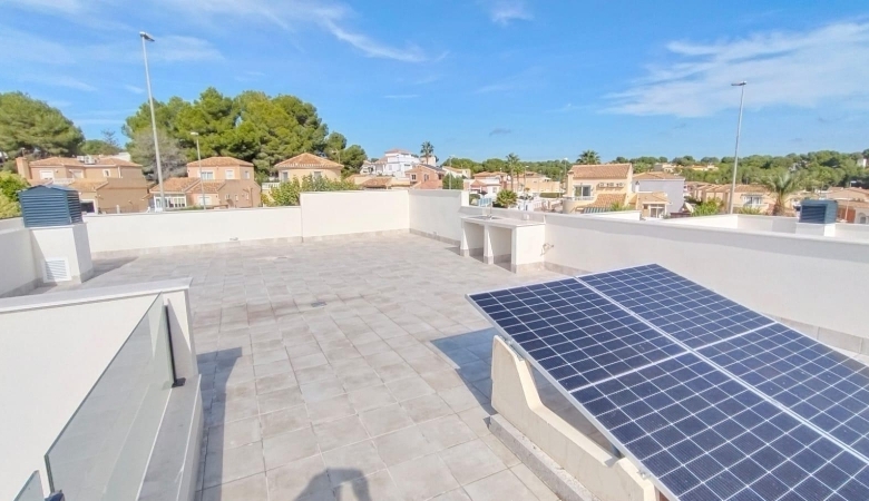 CHALET DE NUEVA CONSTRUCCIÓN EN PINAR DE CAMPOVERDE
