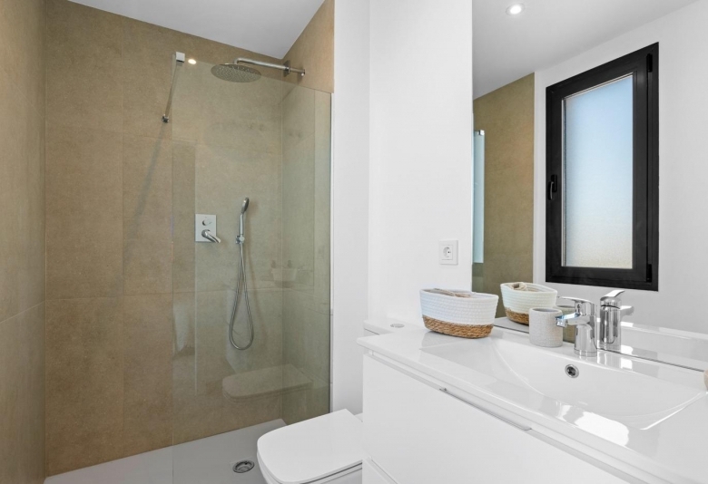Apartamento en planta baja de 3 dormitorios en Mar de Cristal