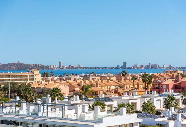Apartamento en planta baja de 3 dormitorios en Mar de Cristal