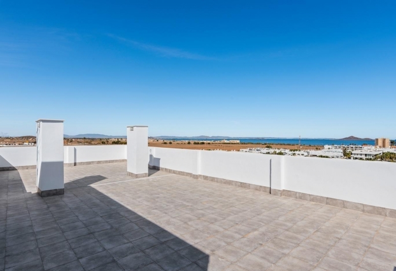 Apartamento de 2 dormitorios en segunda planta en Mar de Cristal(Cartagena)