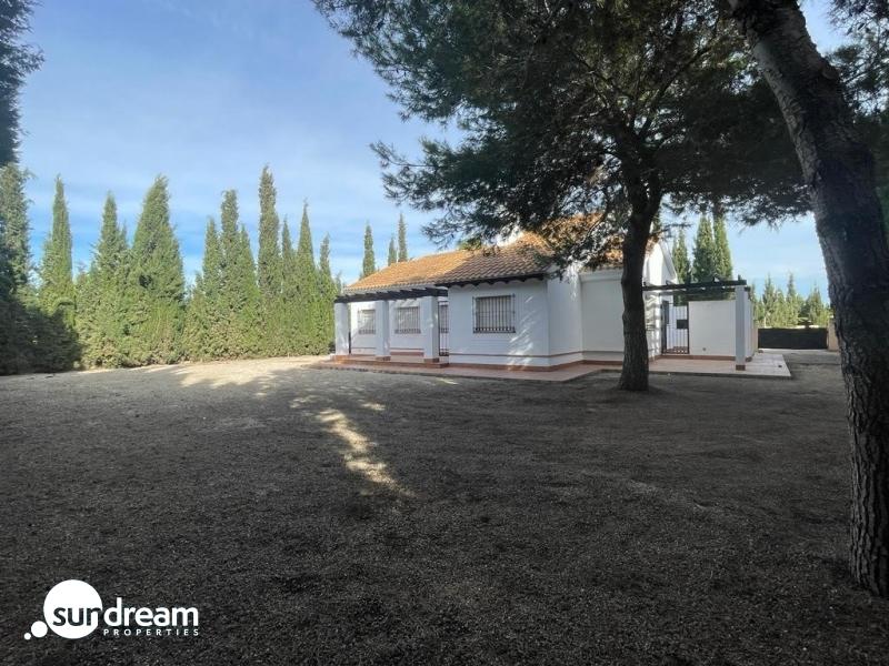 VILLA LLAVE EN MANO EN FUENTE ALAMO, MURCIA