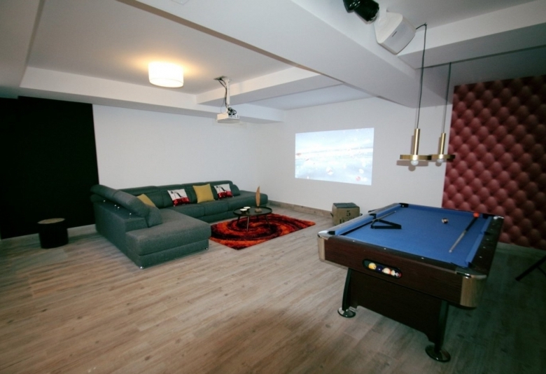 PRECIOSA VILLA MODERNA DE 3 DORM. DE NUEVA CONSTRUCCIÓN EN VERA, ALMERIA