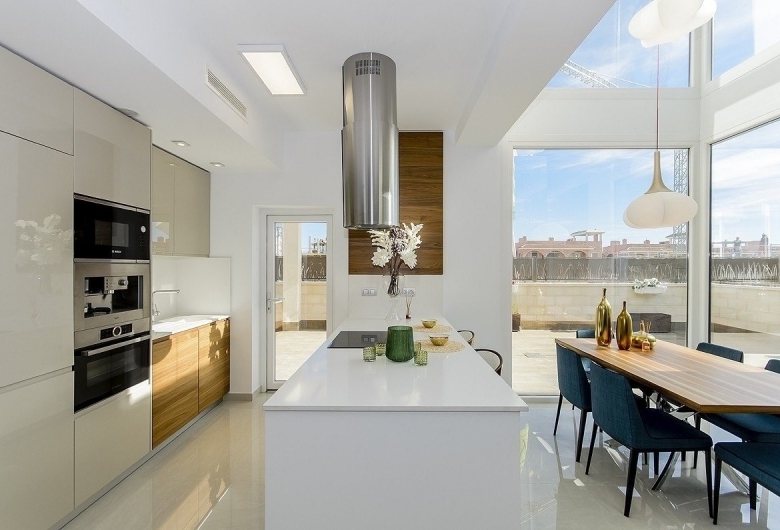PRECIOSA VILLA MODERNA DE 3 DORM. DE NUEVA CONSTRUCCIÓN EN VERA, ALMERIA