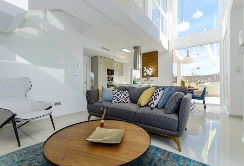 PRECIOSA VILLA MODERNA DE 3 DORM. DE NUEVA CONSTRUCCIÓN EN VERA, ALMERIA