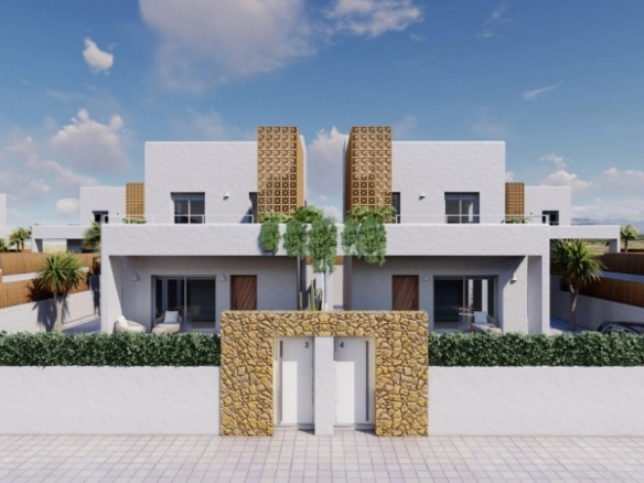 VILLA INDEPENDIENTE DE NUEVA CONSTRUCCIÓN DE 3 DORM. EN PILAR DE LA HORADADA