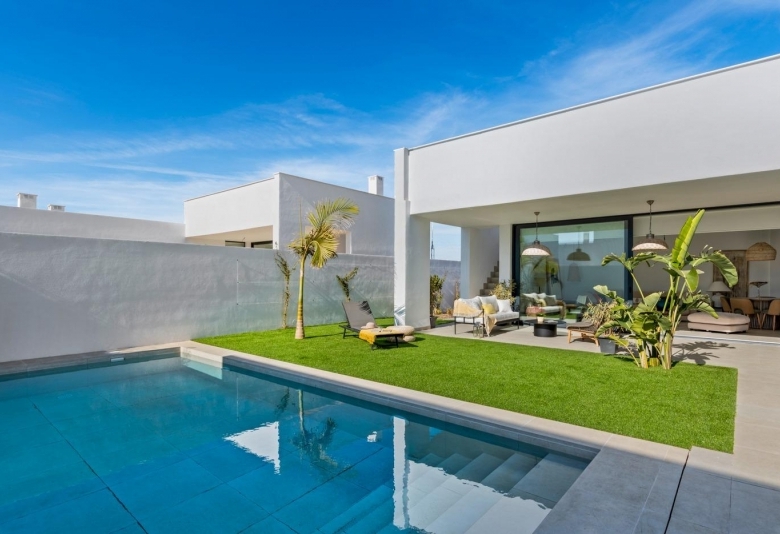 Villa en una sola planta de 3 dormitorios a la venta en Mar de Cristal(Cartagena)
