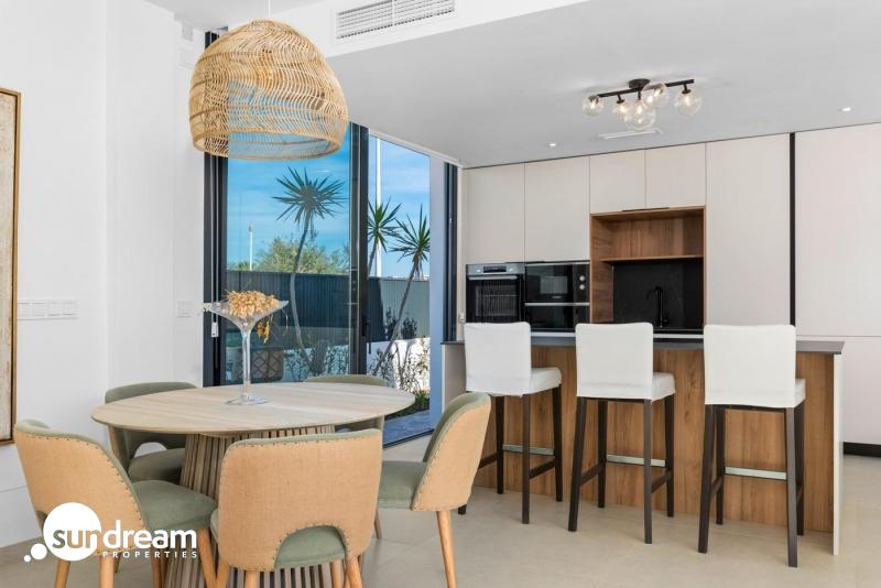 g_39711-24-21 Villa en una sola planta de 3 dormitorios a la venta en Mar de Cristal(Cartagena)