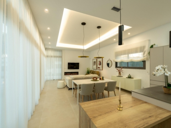 EXCLUSIVA VILLA MODERNA DE NUEVA CONSTRUCCIÓN EN PINAR DE CAMPOVERDE