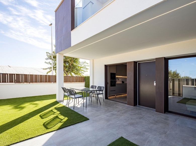 BUNGALOWS DE OBRA NUEVA, 2 DORMITORIOS, PLANTA ALTA, EN PILAR DE LA HORADADA